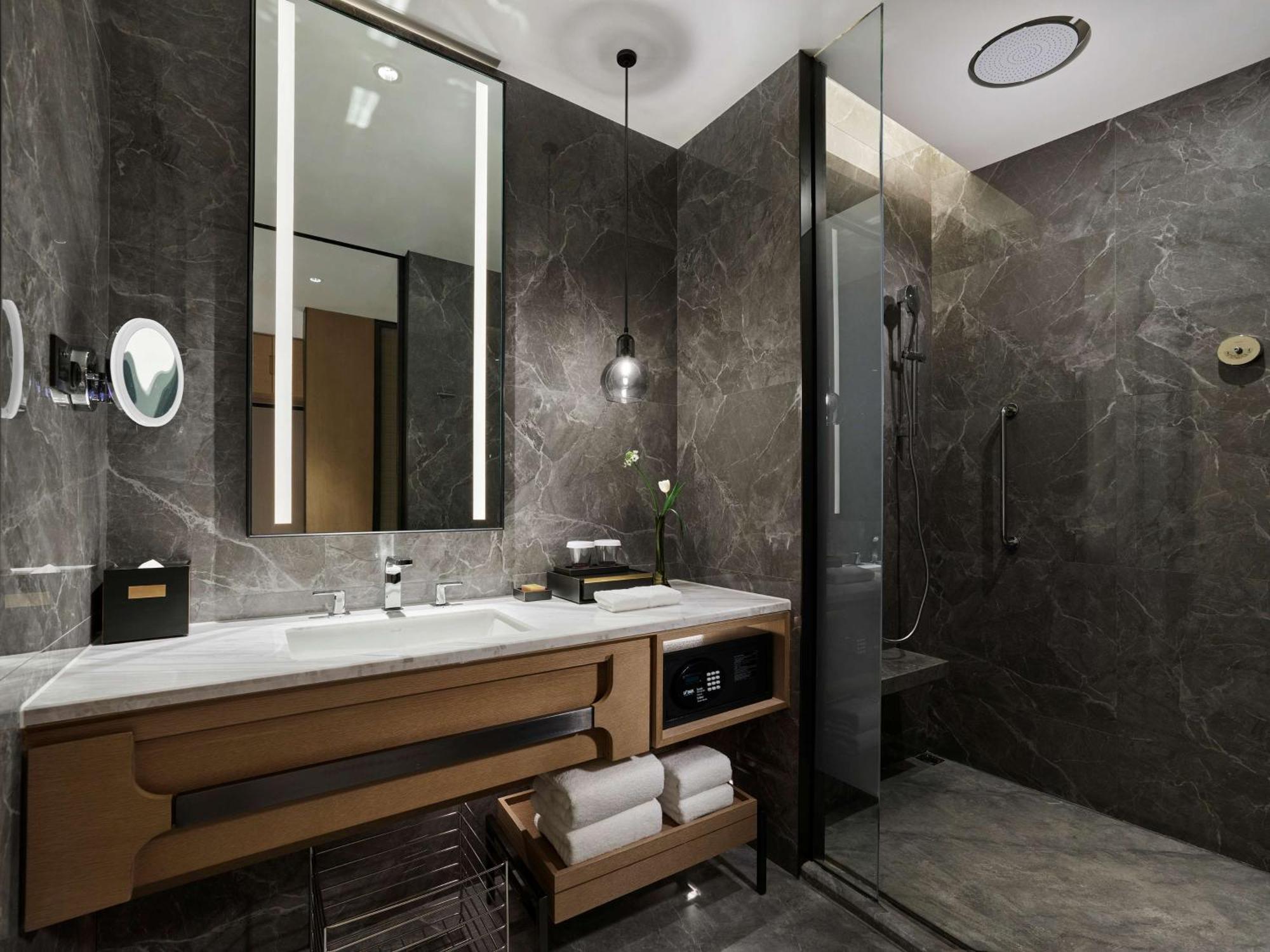 Doubletree By Hilton Chengdu Riverside - Close To Panda Base And Chengdu East Railway Exteriör bild